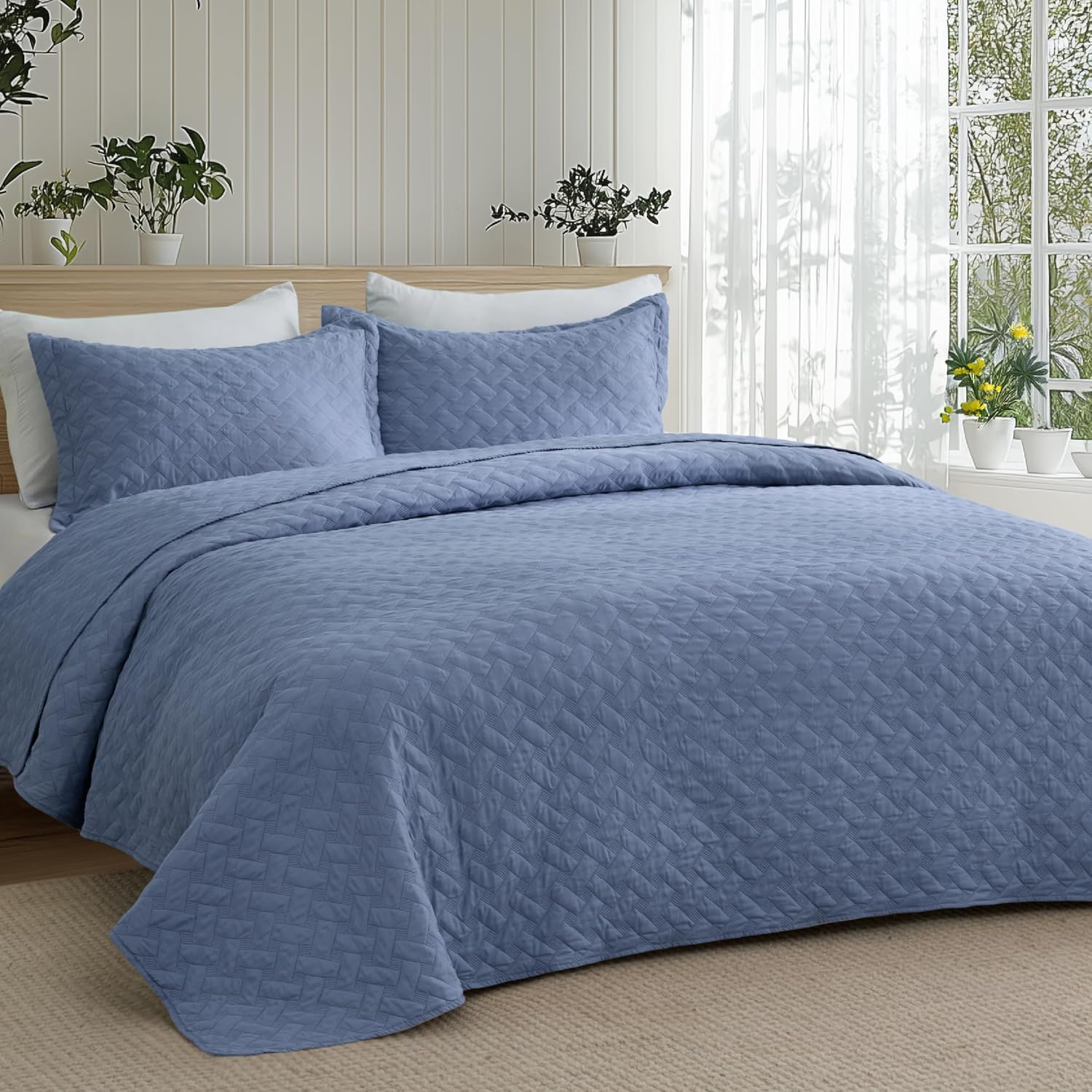Quilts Queen Size - Grey Bedspreads Queen Size with Basket Weave Pattern, Soft Quilt Bedding Set, Lightweight Comforter Set Coverlet for All Seasons with 2 Pillow Shams (90" x 96") | Skin-Friendly Soft, All-Season Comfort, Breathable